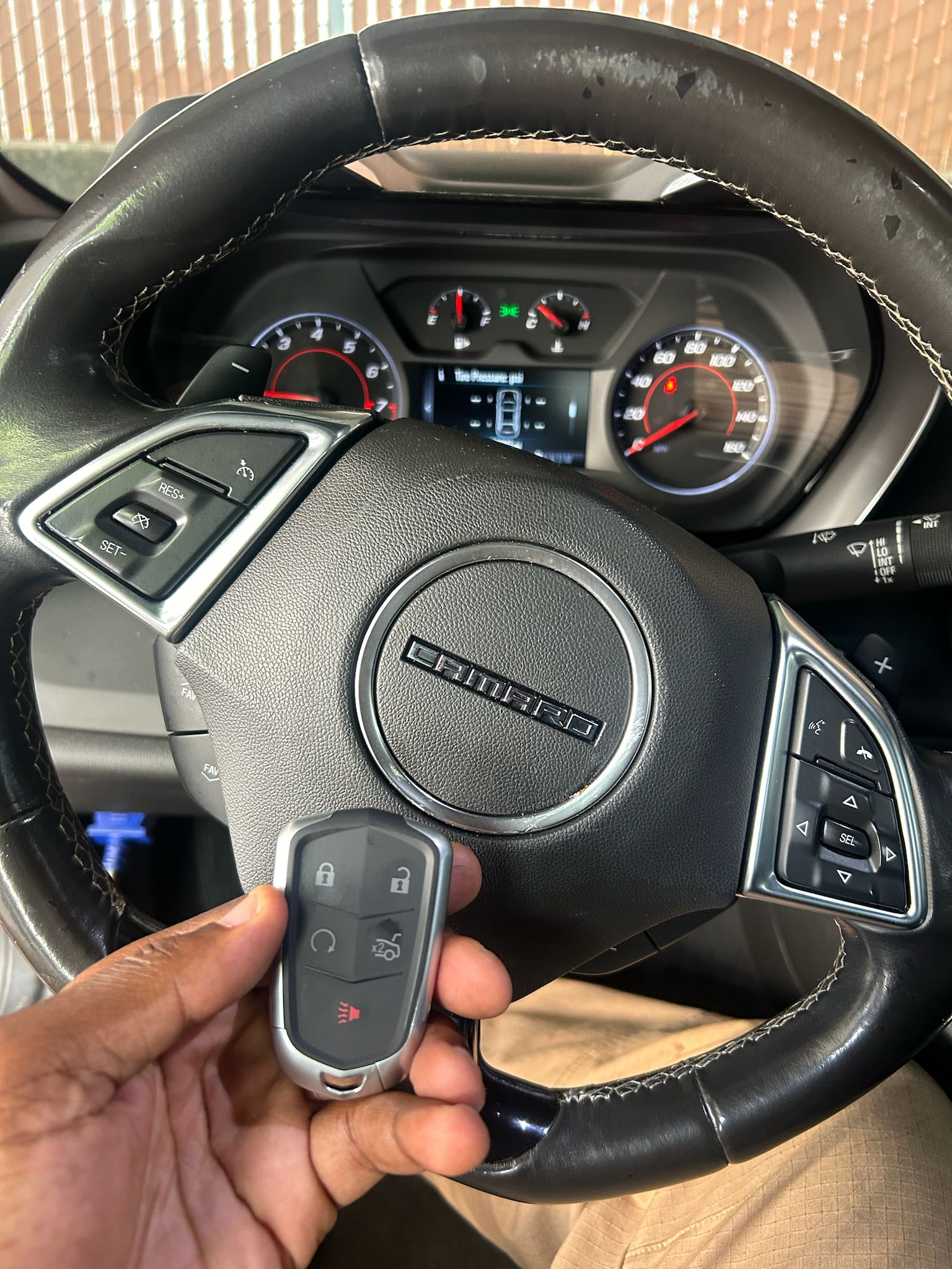 K&E Locksmiths fixed a Chevrolet Camaro Car key Programmed
