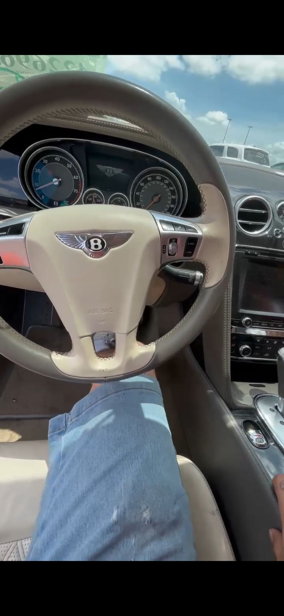 Bentley key programming K&E Locksmith Pearland TX