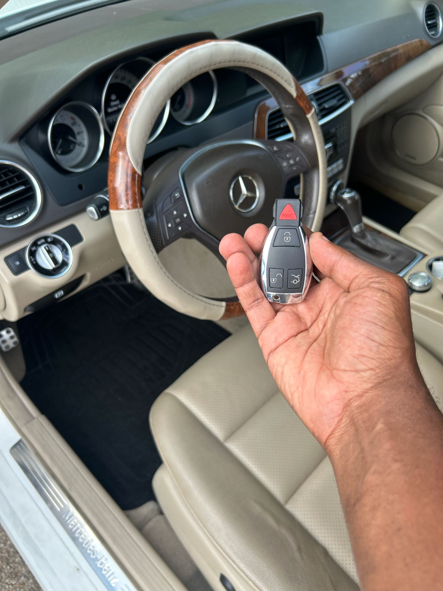 Mercedes Benz key replacement Pearland TX